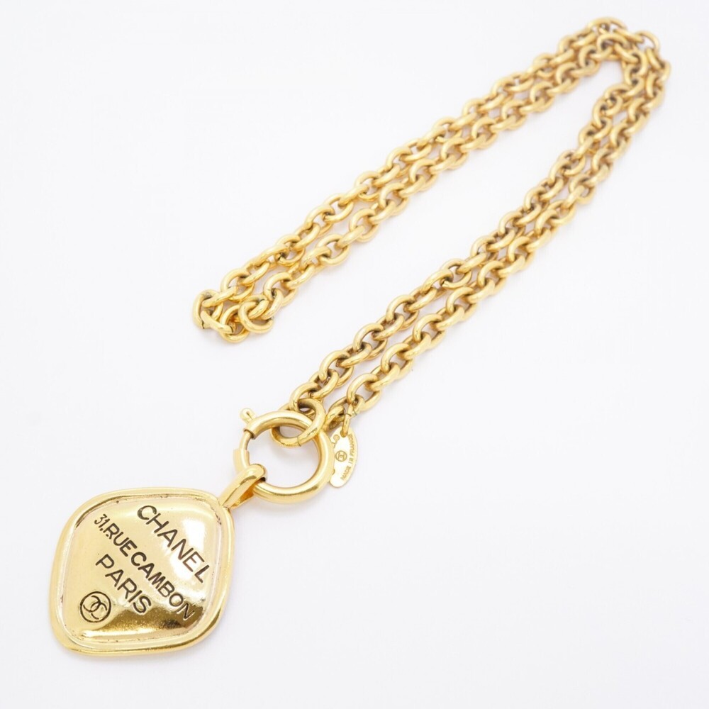CHANEL Gold Diamond Logo Necklace - Picture 3 of 9